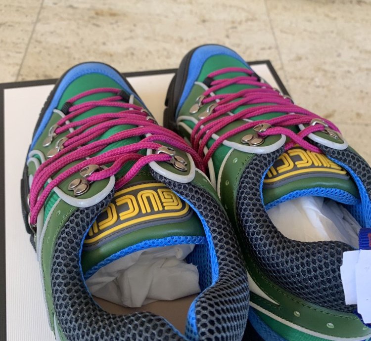 Low Top Flash Trek Sneakers
