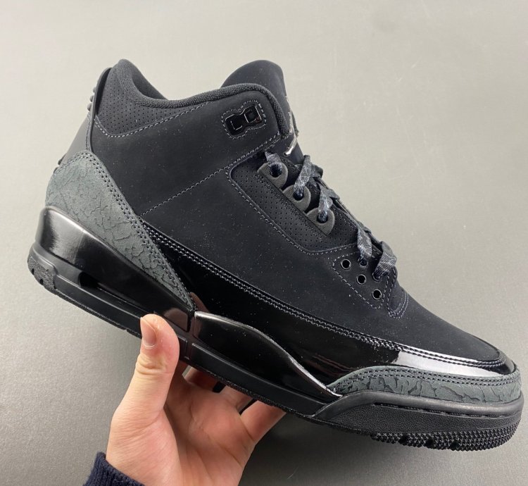Air Jordan 3 Retro 2025 Black Cat