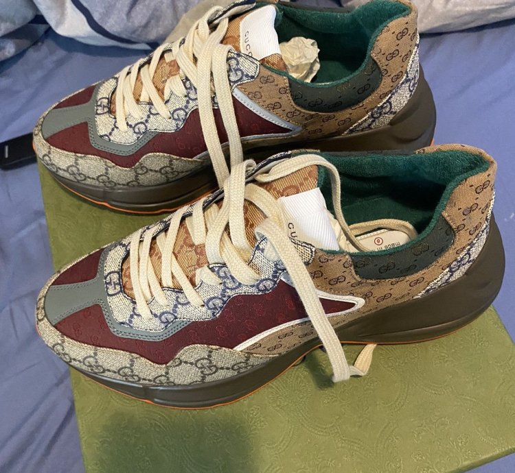 Men GG Rhyton sneaker