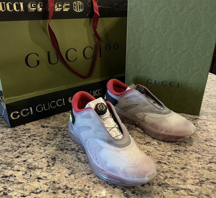 Men Gucci Ultrapace Sneakers