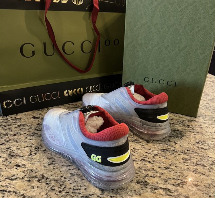 Men Gucci Ultrapace Sneakers