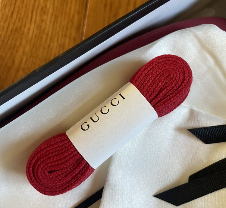 MENS GUCCI ACE SNEAKERS