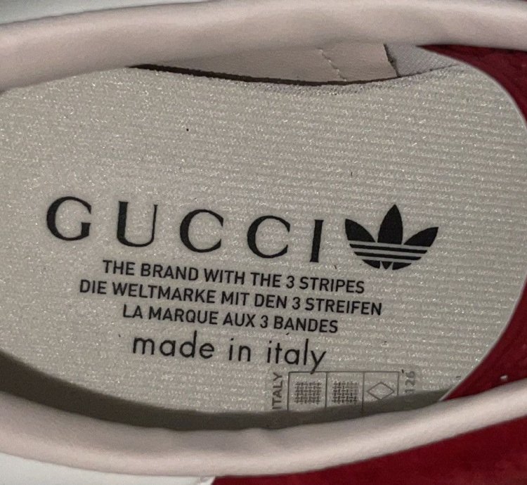 NEW - Gucci Adidas Gazelle Red Velvet US11