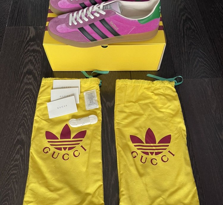 NEW - Gucci Adidas Gazelle Suede Pink