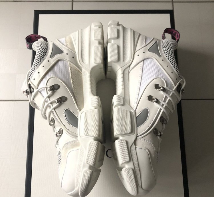 NEW 8 Flashtrek White Rubber Suede Mesh Sneakers Low Shoes