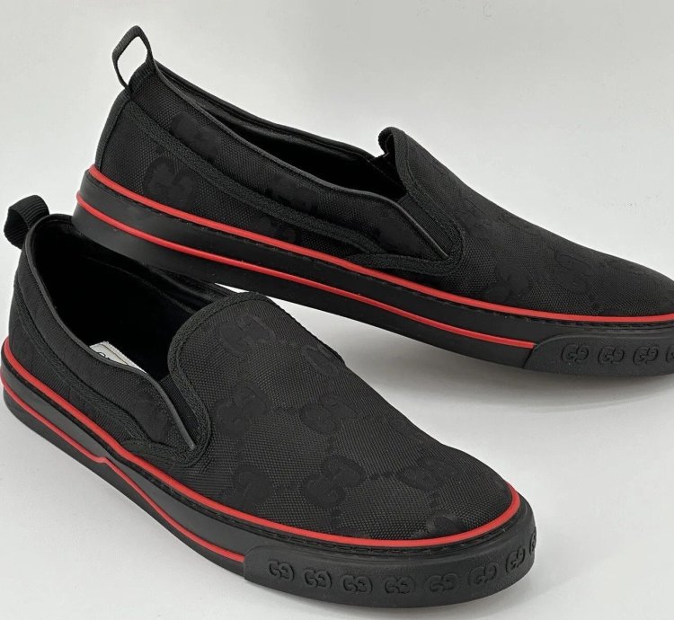 new Gucci Men Sneakers SIze-UK-12 5 US-13 5 EU-46 5