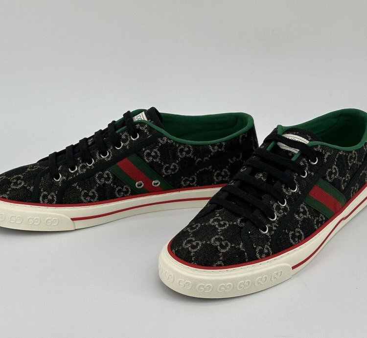 New Gucci Sneakers Size-US-12 5 UK-11 5 EU-45 5