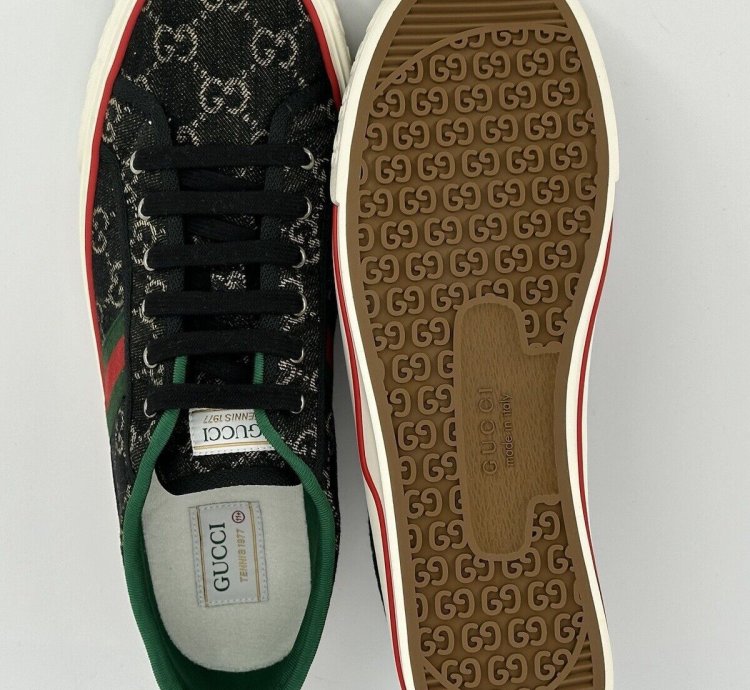 New Gucci Sneakers Size-US-12 5 UK-11 5 EU-45 5