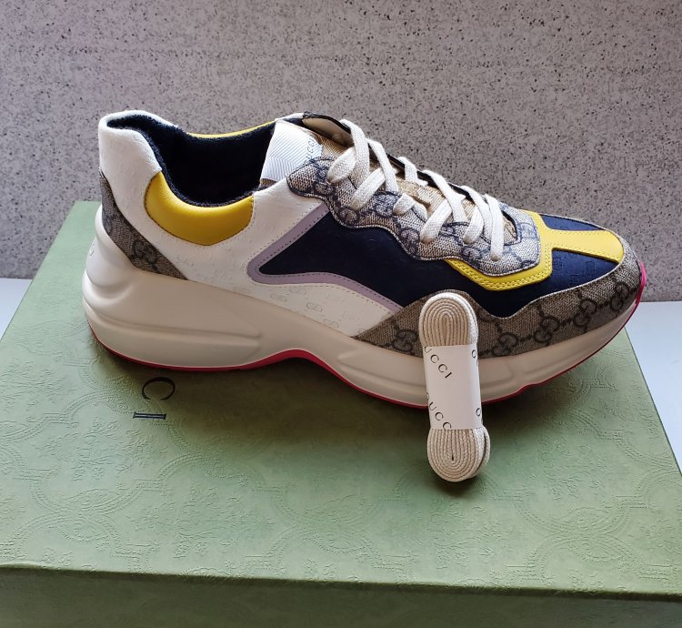 NIB Gucci Men Rhyton GG sneakers- 10 US 11