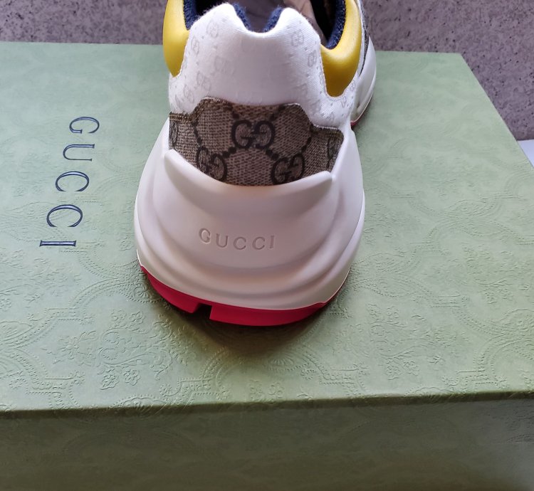 NIB Gucci Men Rhyton GG sneakers- 10 US 11