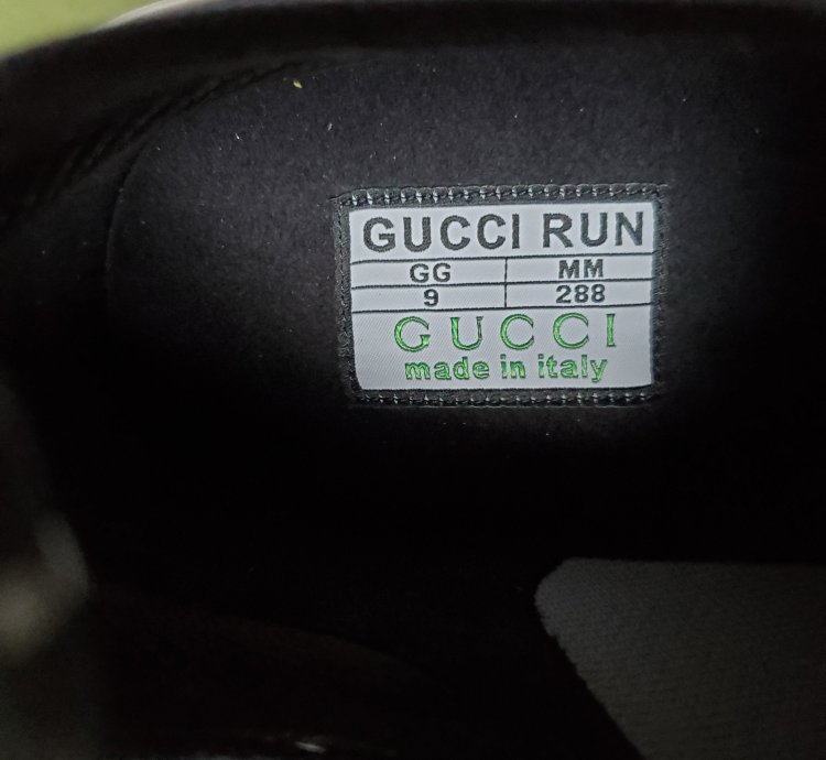 NIB Gucci Run technical knit fabric sneakers 9 US 10