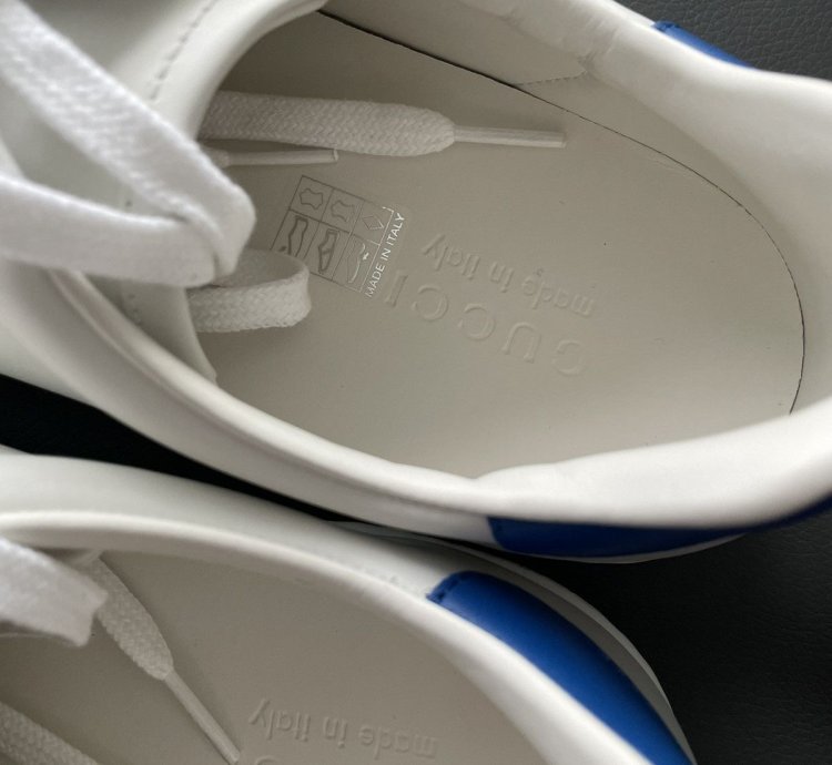 Rare Brand NEW Super Runway Embroidery Tennis Logo Sneaker