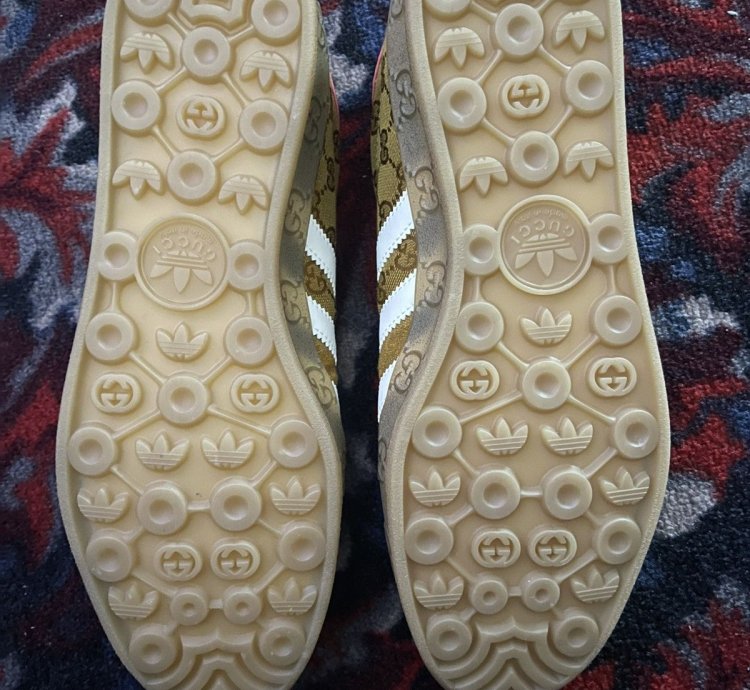 RARE Gucci Adidas Gazelle
