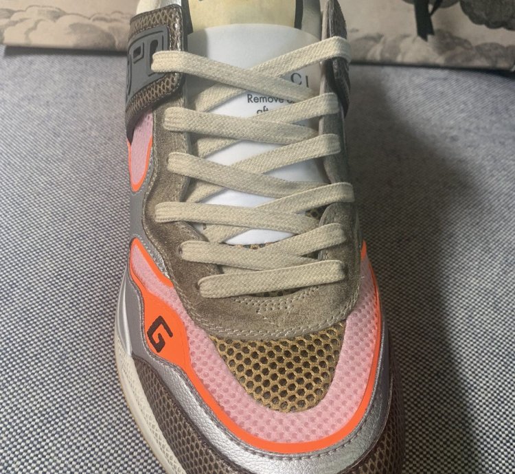 RARE Gucci Ultrapace Sneaker - Size 8 US 8 5-9
