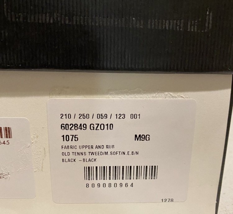 Rare Gucci WorldWide Sneakers
