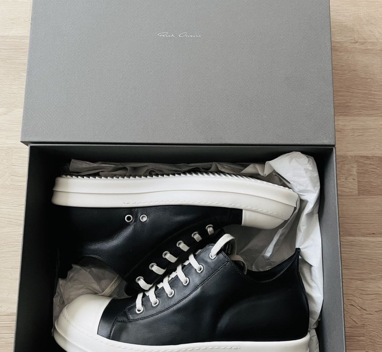 Rick Owens Ramone Sneakers (Low Top)