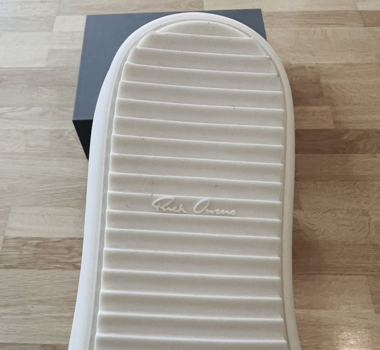 Rick Owens Ramone Sneakers (Low Top)
