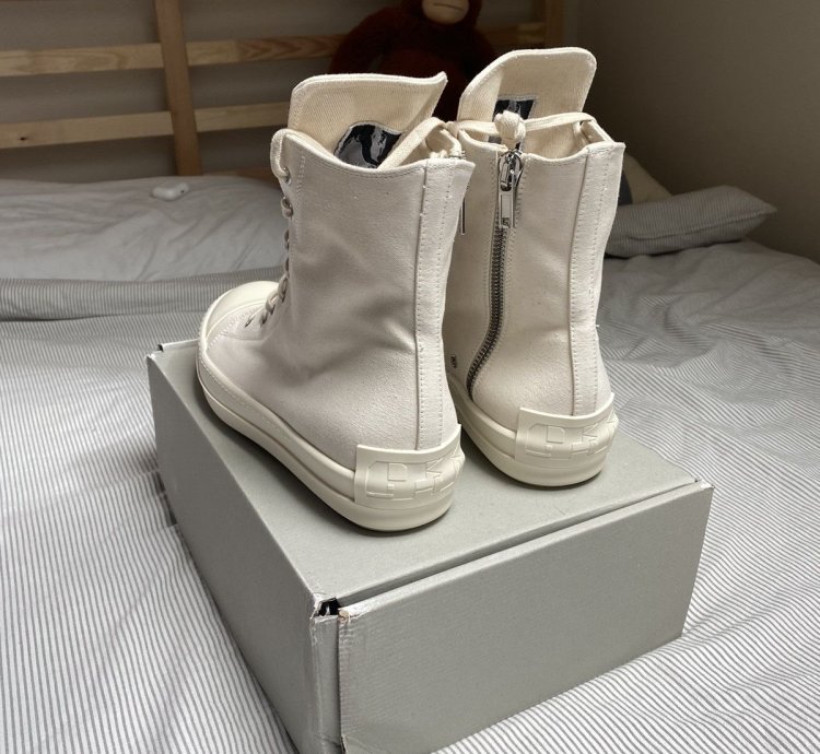 Rick Owens Ramones DRKSHDW FW21 Gethsemane Milk 44