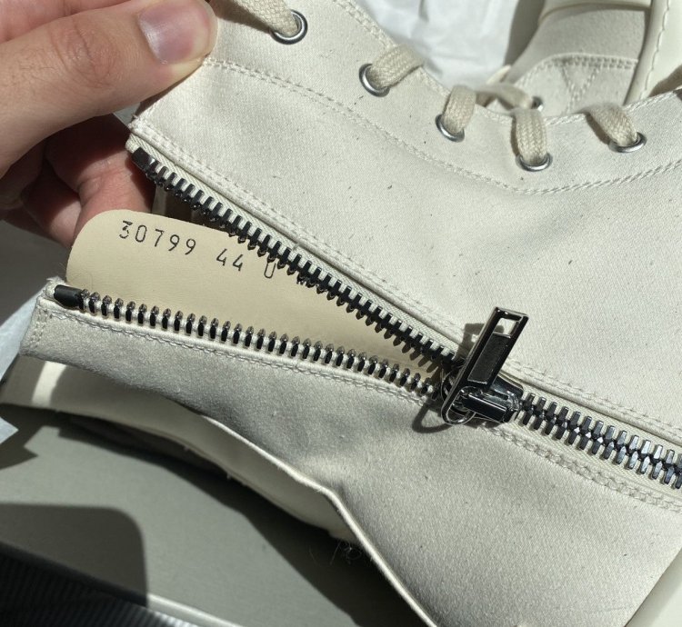 Rick Owens Ramones DRKSHDW FW21 Gethsemane Milk 44
