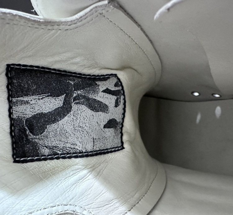 Rick Owens Ramones in Milk