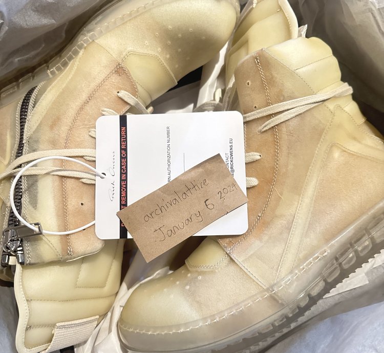 RICK OWENS SS23 EDFU GEOBASKET TRANSPARENT COW LEATHER