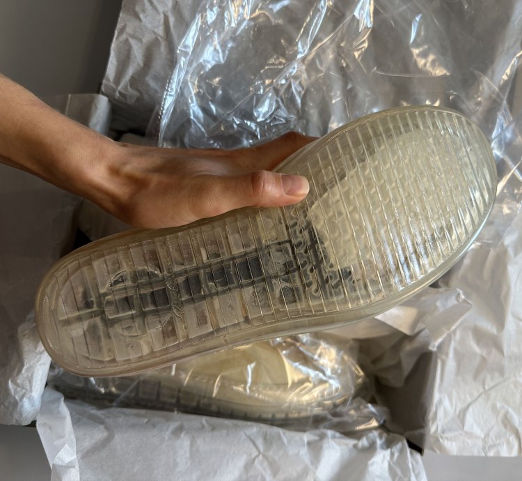 RICK OWENS SS23 EDFU LOW SNEAKS IN TRANSPARENT COW LEATHER