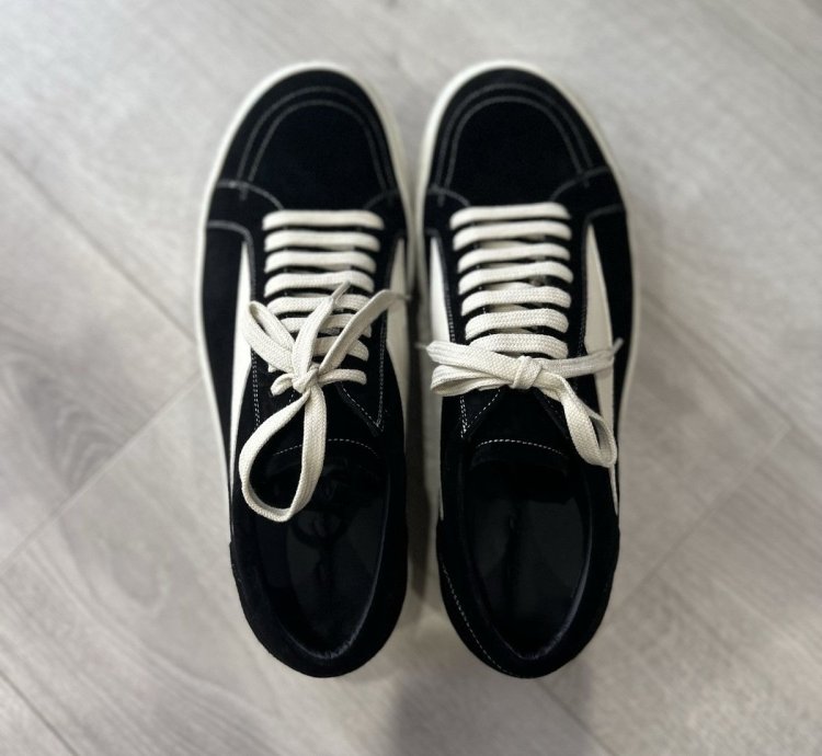 RICK OWENS STROBE SNEAKER VINTAGE BLACK SUEDE