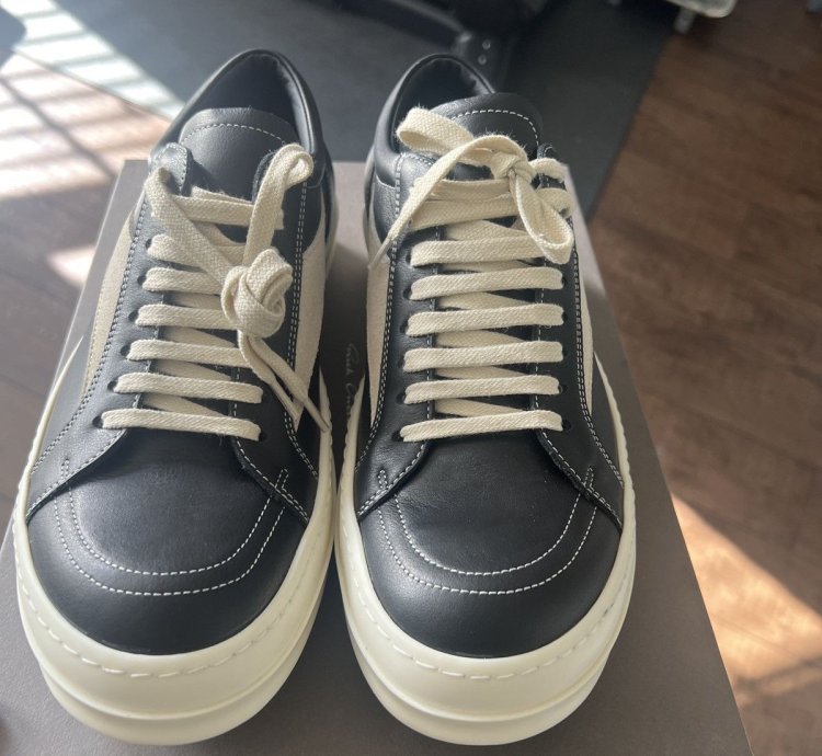 Rick Owens Vintage Sneakers in Black Milk
