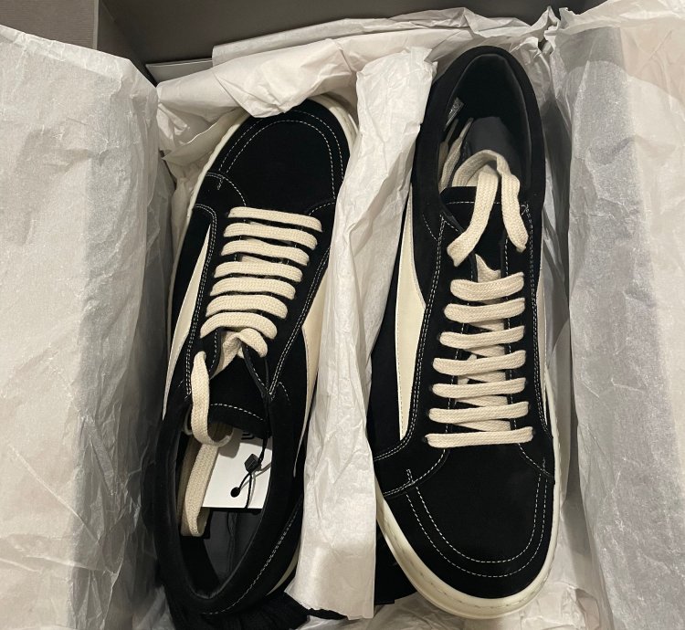 Rick Owens Vintage Sneaks Black Suede