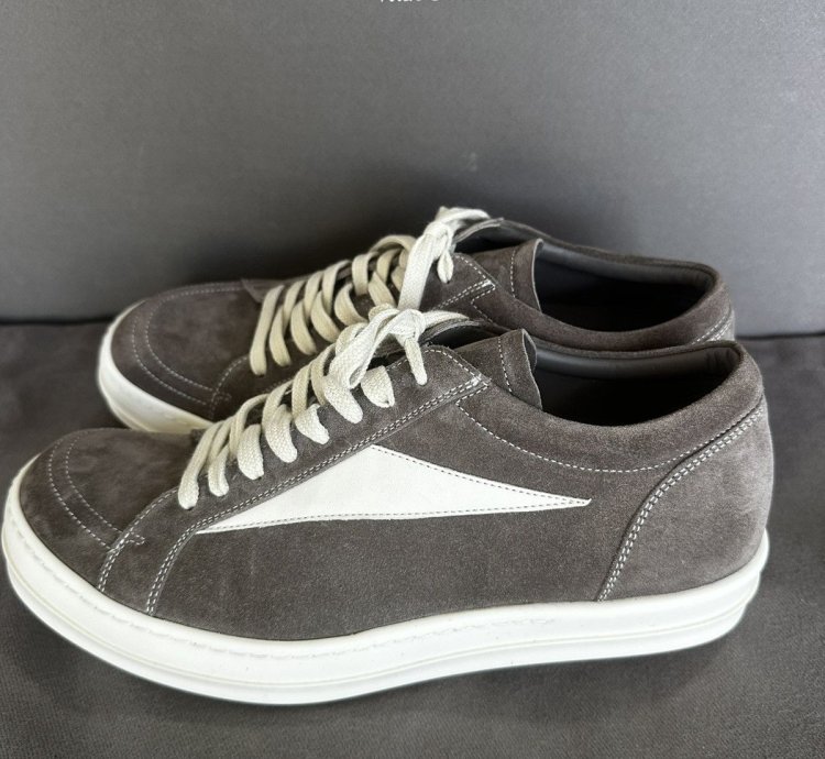 RICK OWENS VINTAGE SNEAKS IN DUST LEATHER SZ 42 NEW BOX