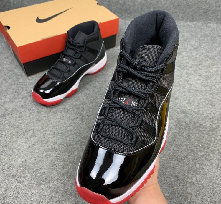 Nike Air Jordan 11 Retro Playoffs Bred (2019)