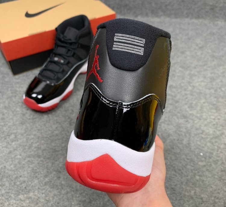 Nike Air Jordan 11 Retro Playoffs Bred (2019)
