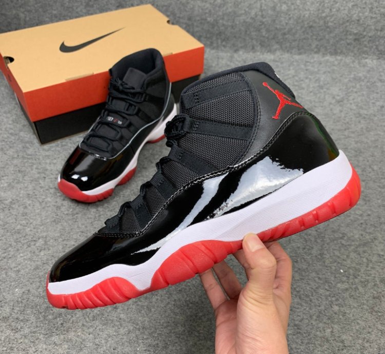 Nike Air Jordan 11 Retro Playoffs Bred (2019)