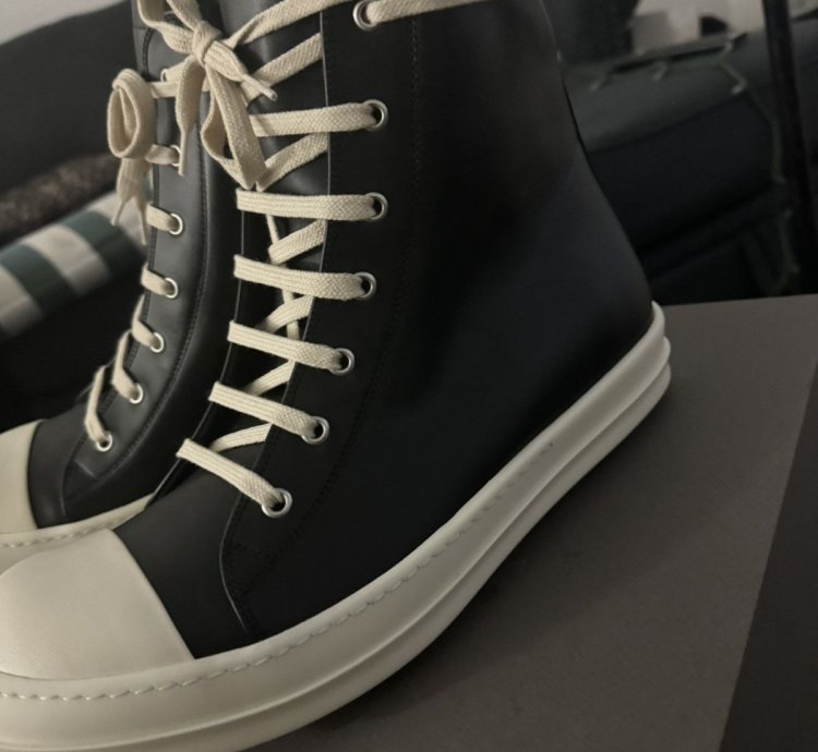 Rick Ramones High Top mainline