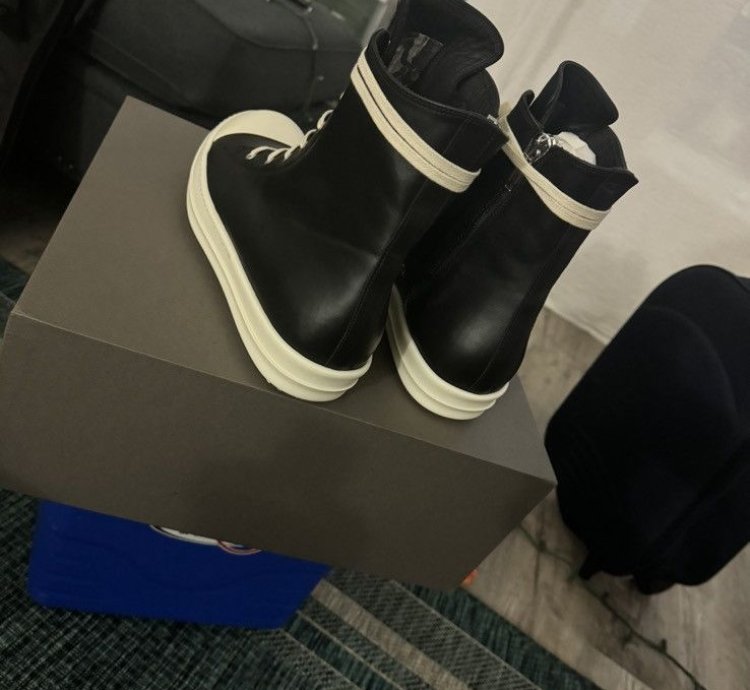 Rick Ramones High Top mainline