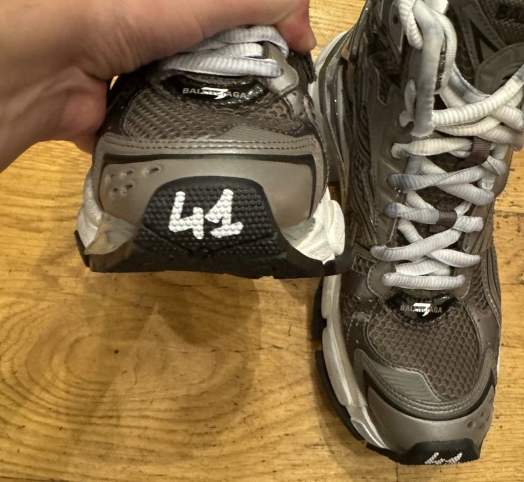 Runner High Tops