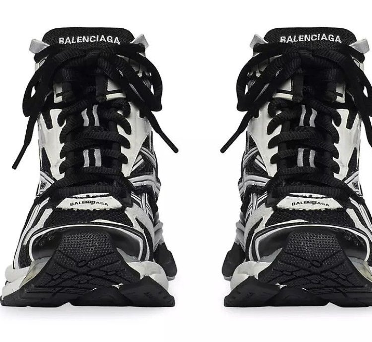Runner Sneaker High Black White