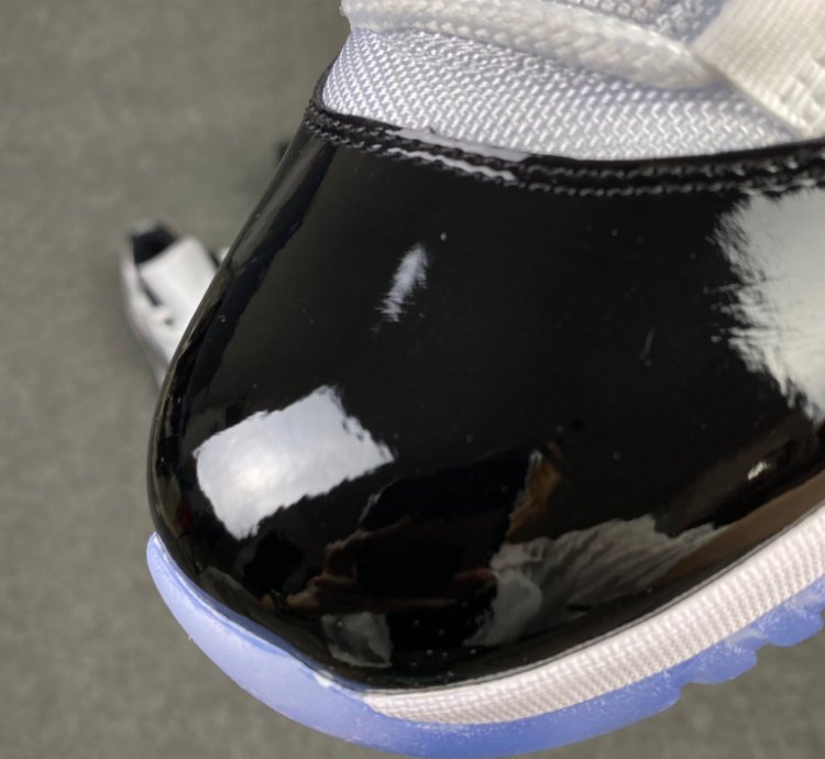Nike Air Jordan 11 Retro Low Concord
