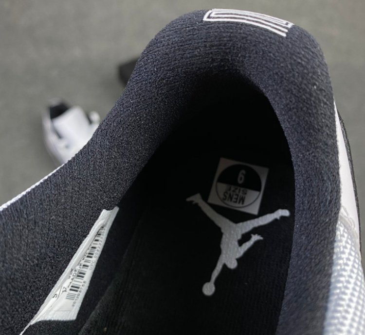 Nike Air Jordan 11 Retro Low Concord