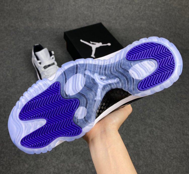 Nike Air Jordan 11 Retro Low Concord