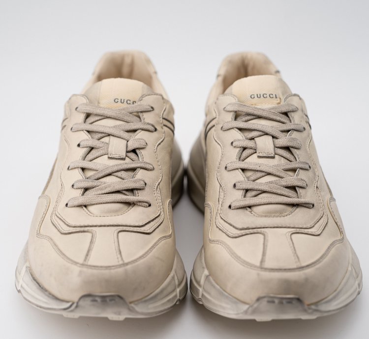 size 11G - Gucci Rhyton Distressed Sneaker Ivory Leather