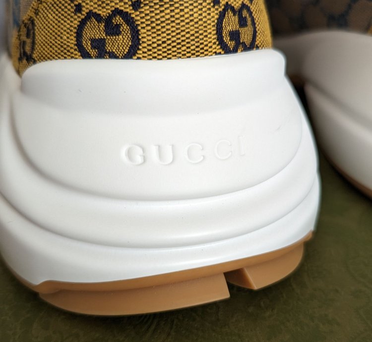Size 13 5 Gucci multicolor rhyton sneakers