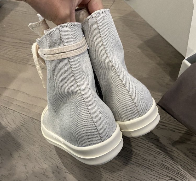 Size 41 NEW WITH TOTE RICK OWENS HIGH TOP RAMONES