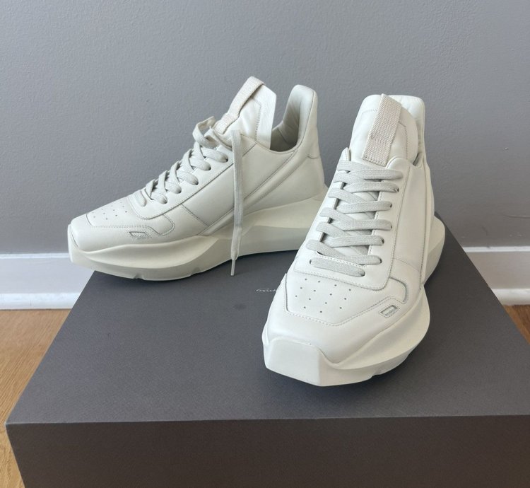 SS22 FOGACHINE Geth Runner