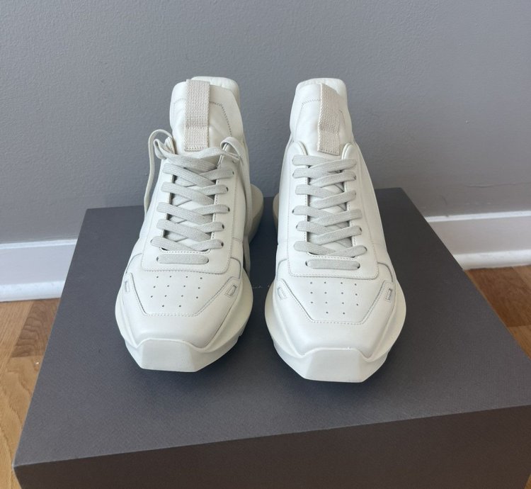 SS22 FOGACHINE Geth Runner