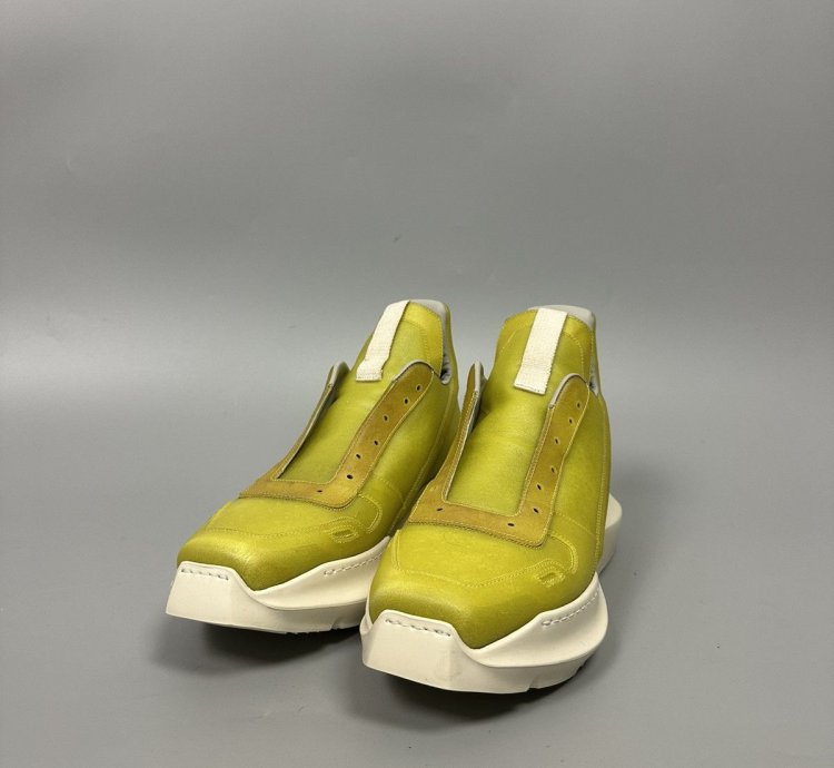 SS23 EDFU Apparation Leather Geth Runners