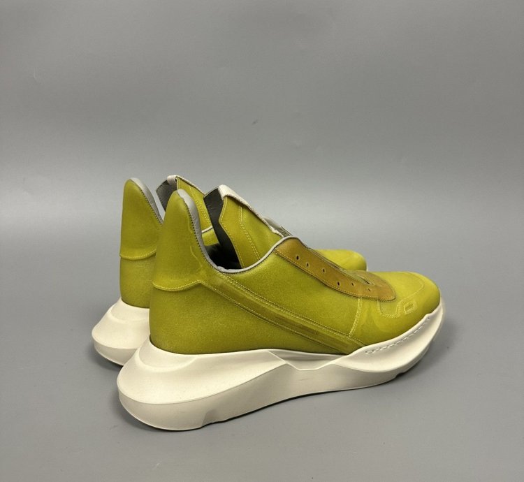 SS23 EDFU Apparation Leather Geth Runners