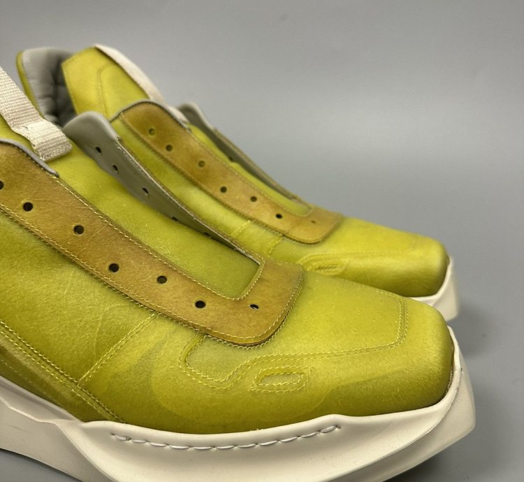 SS23 EDFU Apparation Leather Geth Runners