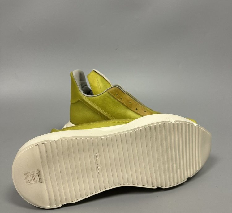 SS23 EDFU Apparation Leather Geth Runners