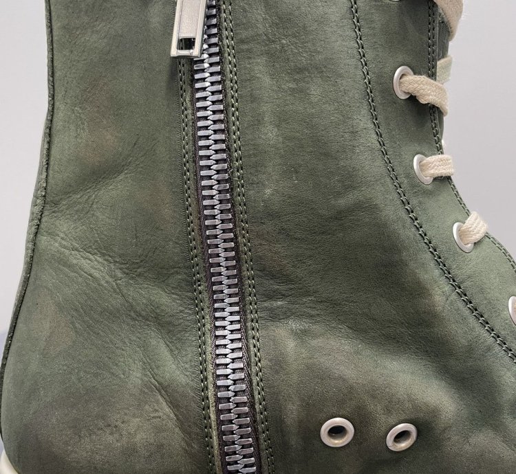 SS23 Suede Leather Ramones